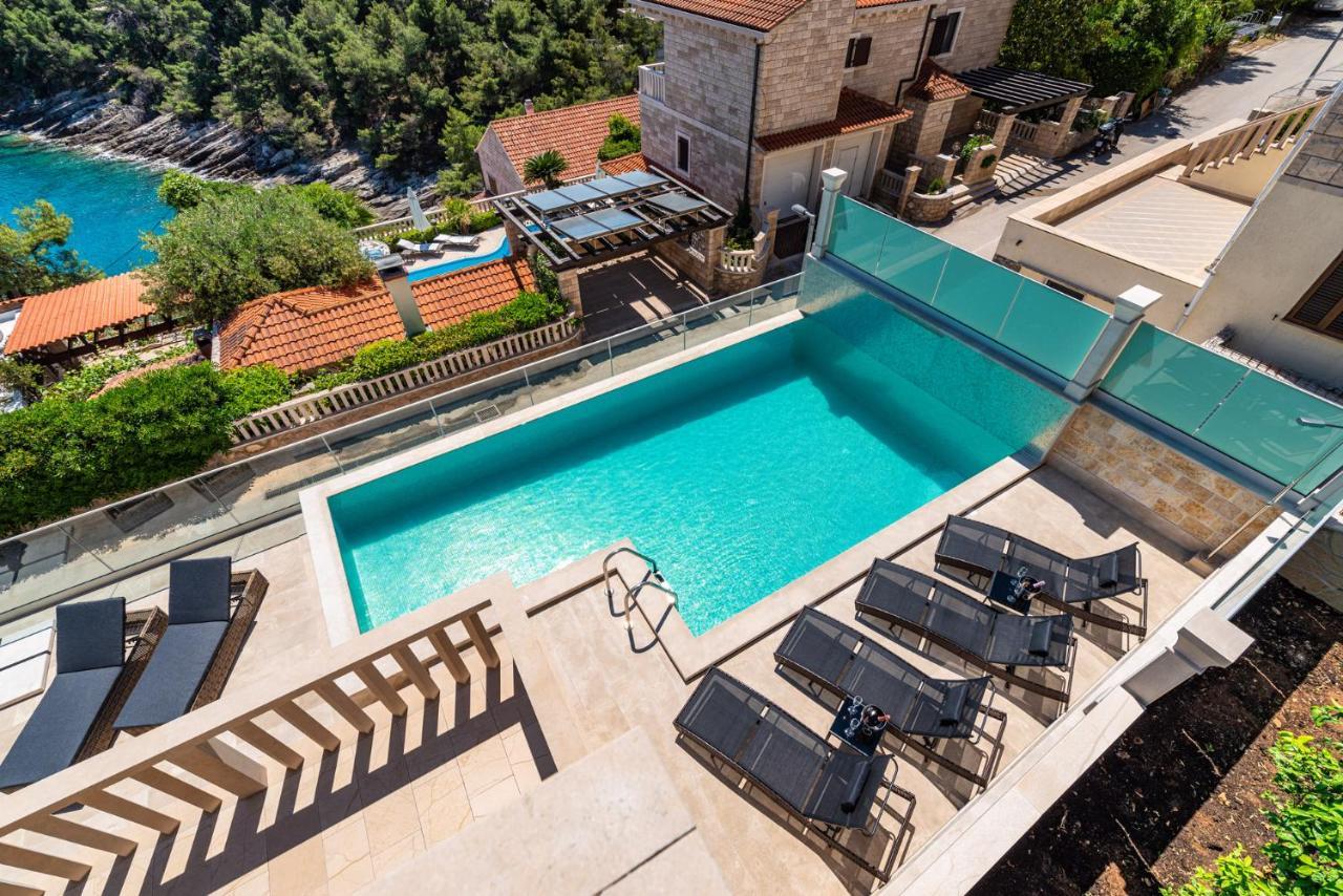Villa Kadena - Luxury Seaside Villa With Private Heated Pool Selca  ภายนอก รูปภาพ